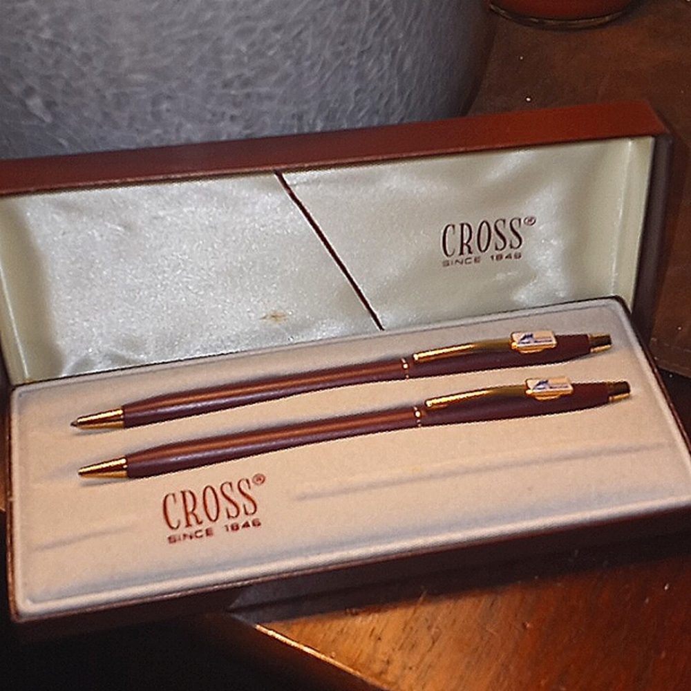 CROSS Classic Matte Burgundy and 23 KT Gold Plated Twist Pen and Pencil …